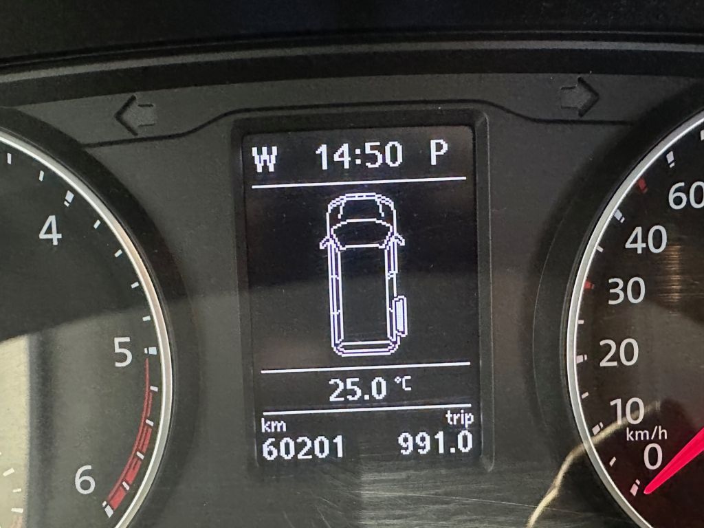 Fahrzeugabbildung Volkswagen T6 DSG Lang +9Sitzer+AHK+Standh.+WR+Navi+Trittst