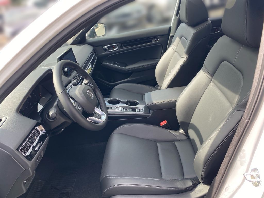 Fahrzeugabbildung Honda Civic e:HEV 2.0 i-MMD Hybrid Advance Facelift Mo