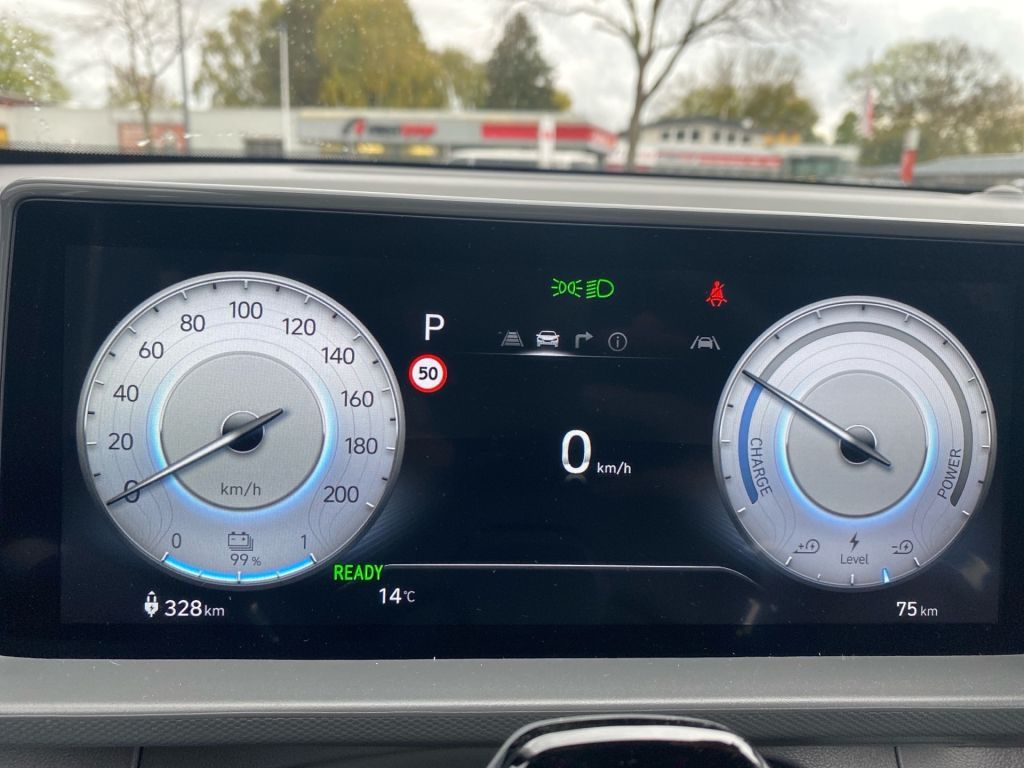 Fahrzeugabbildung Hyundai INSTER 49kWh Cross *Effizienz-Paket*