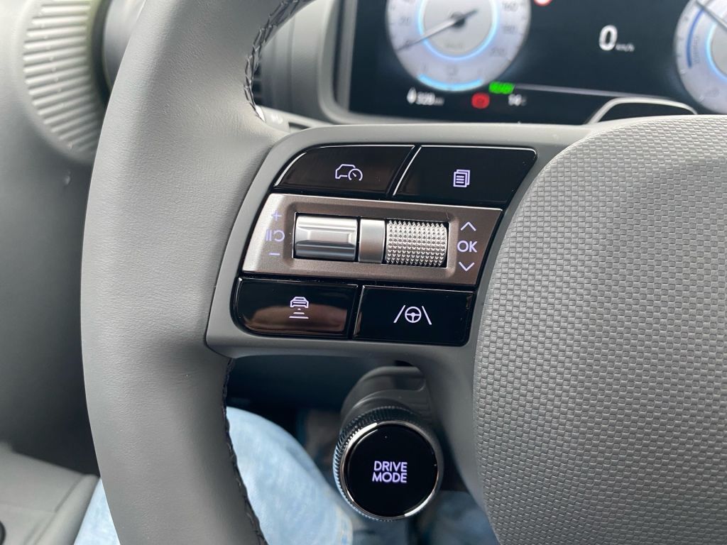 Fahrzeugabbildung Hyundai INSTER 49kWh Cross *Effizienz-Paket*