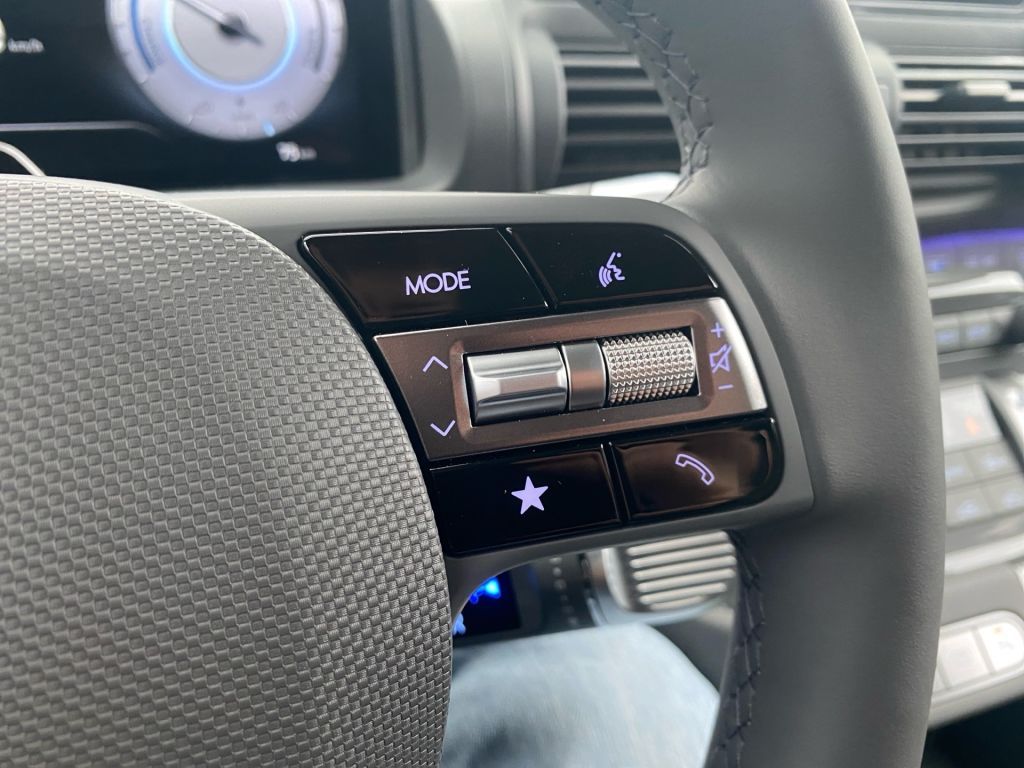 Fahrzeugabbildung Hyundai INSTER 49kWh Cross *Effizienz-Paket*