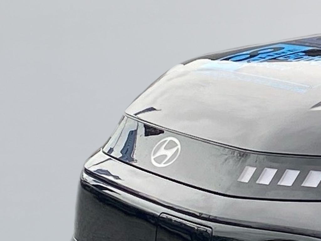 Fahrzeugabbildung Hyundai INSTER 49kWh Cross *Effizienz-Paket*