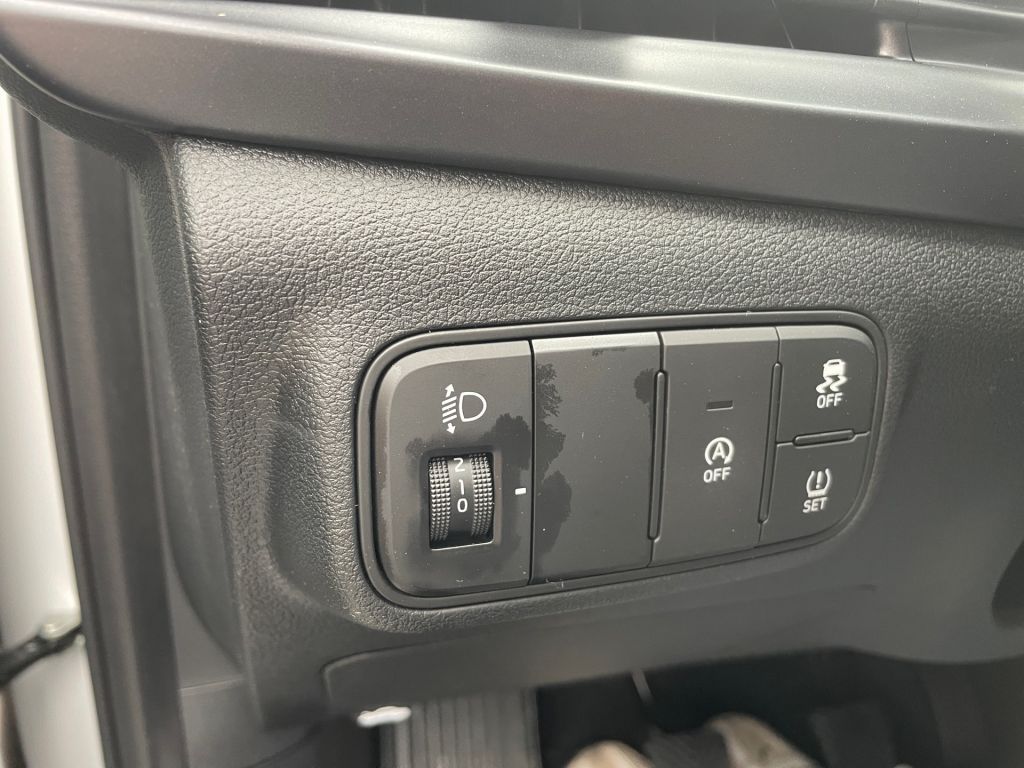 Fahrzeugabbildung Hyundai BAYON 1.0 T-GDI Select * Carplay *