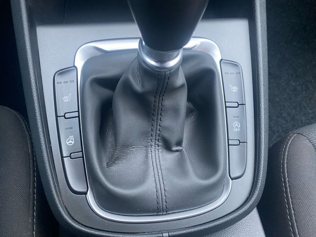 Fahrzeugabbildung Hyundai KONA 1.0 T-GDI EDITION 30*R.Kam*SHZ*LHZ*PDC*