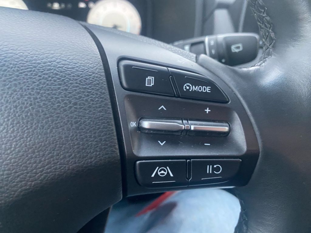 Fahrzeugabbildung Hyundai KONA 1.0 T-GDI EDITION 30*R.Kam*SHZ*LHZ*PDC*