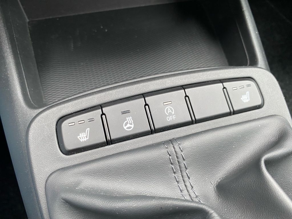 Fahrzeugabbildung Hyundai i10 1.0 Trend *LHZ*PDC* 1.Hand*