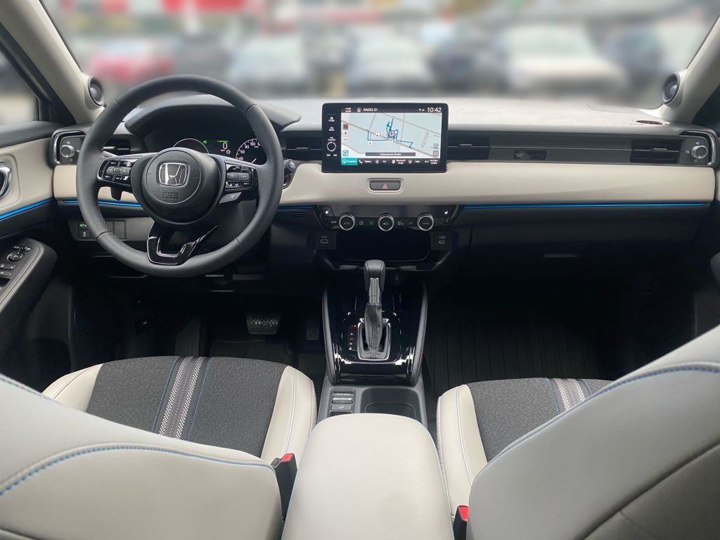 Fahrzeugabbildung Honda HR-V e:HEV 1.5 i-MMD Hybrid Advance Style NEU