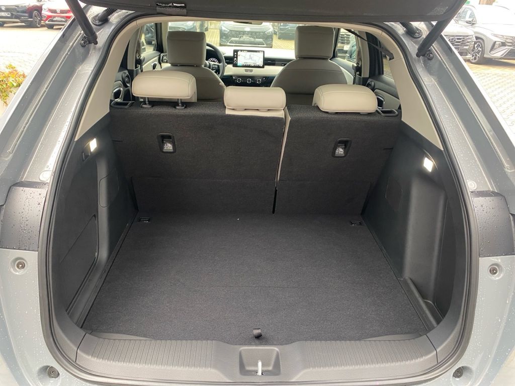 Fahrzeugabbildung Honda HR-V e:HEV 1.5 i-MMD Hybrid Advance Style NEU