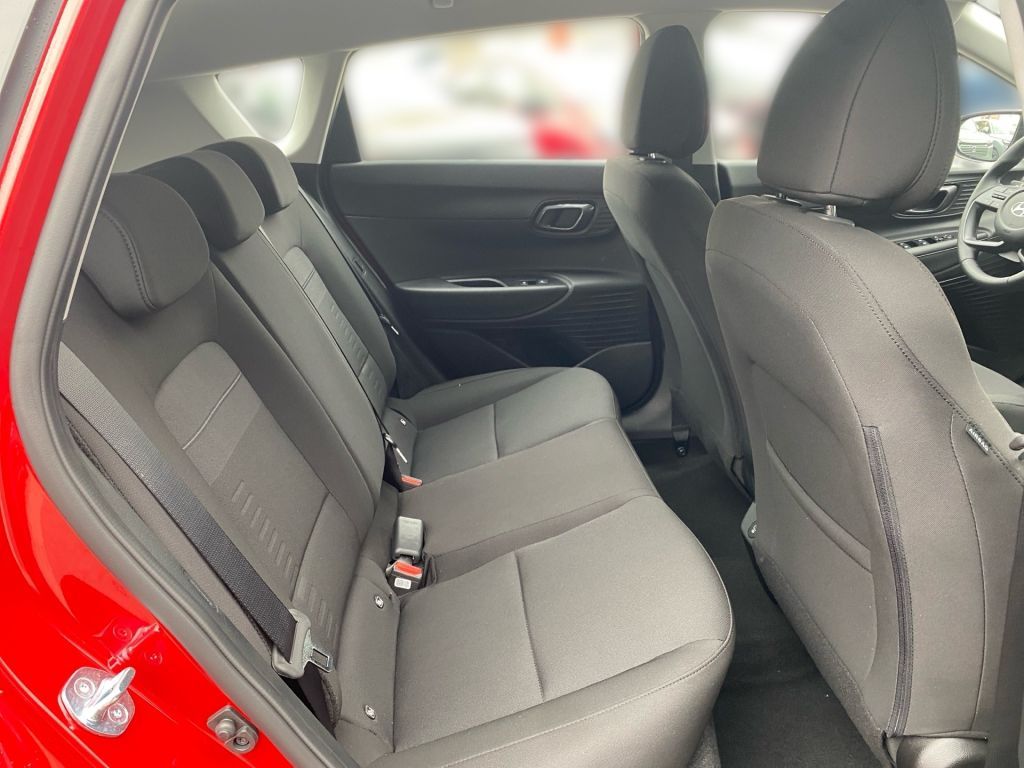 Fahrzeugabbildung Hyundai BAYON 1.0 T-GDI DCT Trend+ Komfort Paket