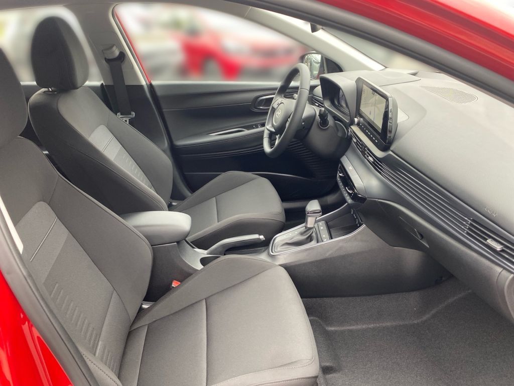 Fahrzeugabbildung Hyundai BAYON 1.0 T-GDI DCT Trend+ Komfort Paket