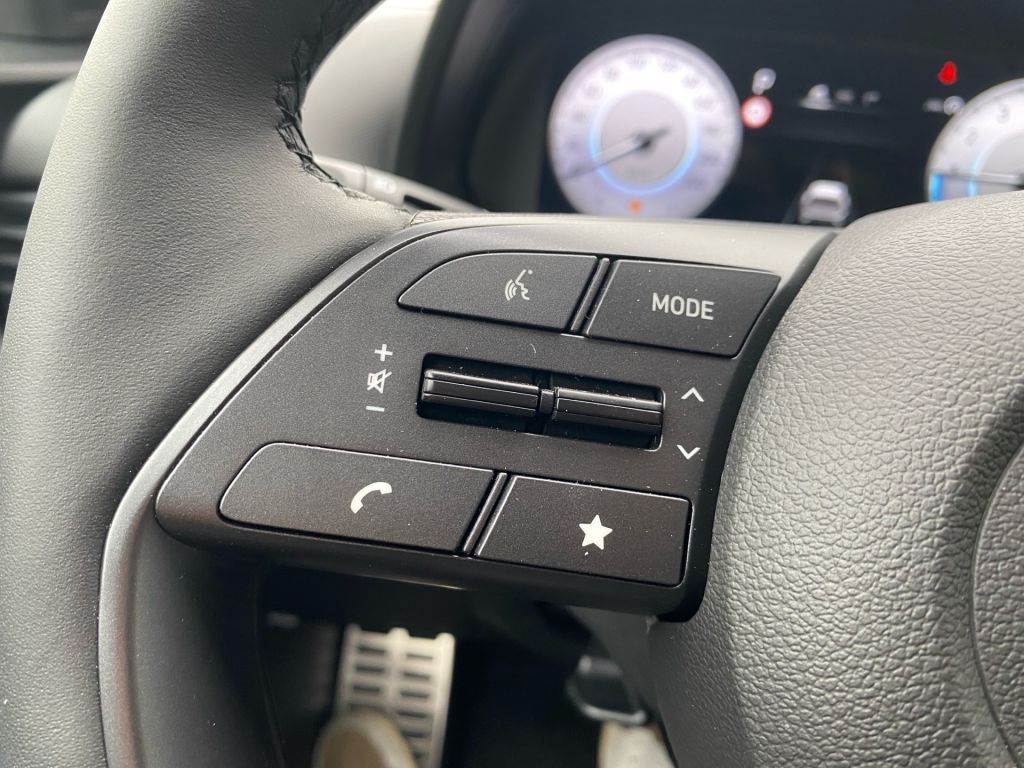 Fahrzeugabbildung Hyundai BAYON 1.0 T-GDI DCT Trend+ Komfort Paket