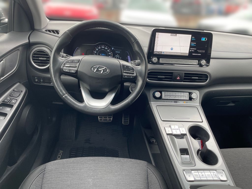 Fahrzeugabbildung Hyundai Kona EV Advantage*SHZ*LHZ+Carplay*Rückfahkamera*