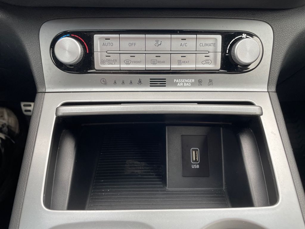 Fahrzeugabbildung Hyundai Kona EV Advantage*SHZ*LHZ+Carplay*Rückfahkamera*