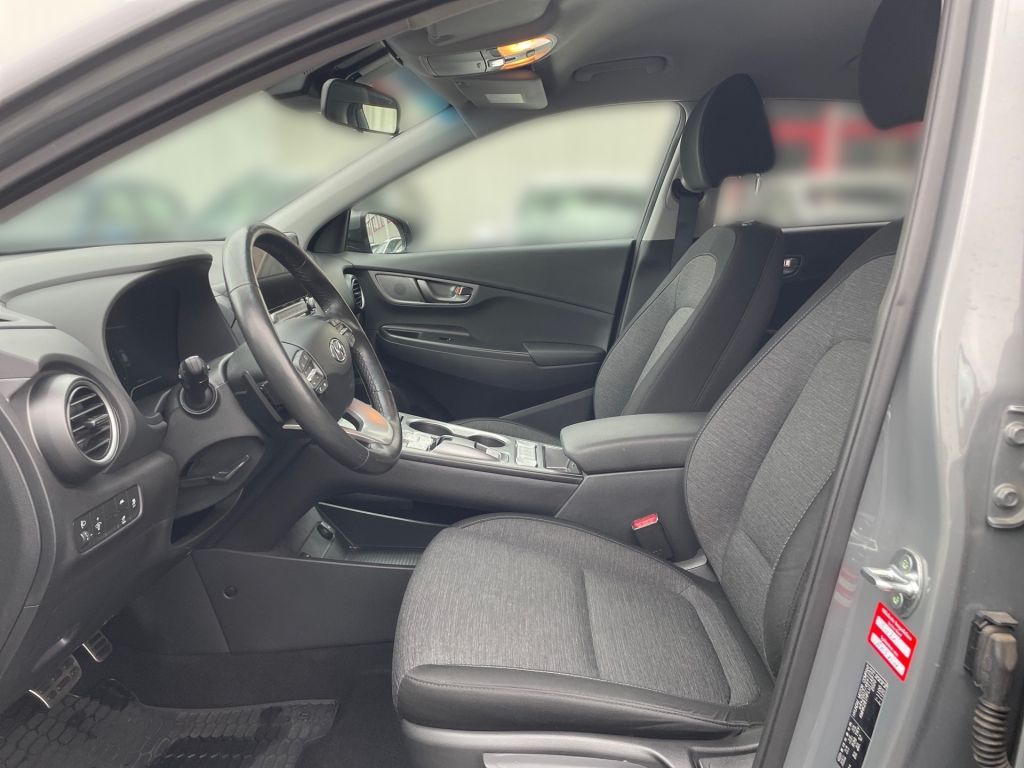 Fahrzeugabbildung Hyundai Kona EV Advantage*SHZ*LHZ+Carplay*Rückfahkamera*