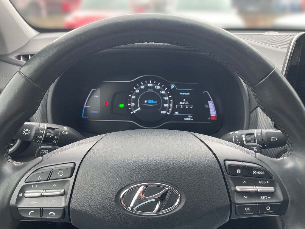 Fahrzeugabbildung Hyundai Kona EV Advantage*SHZ*LHZ+Carplay*Rückfahkamera*