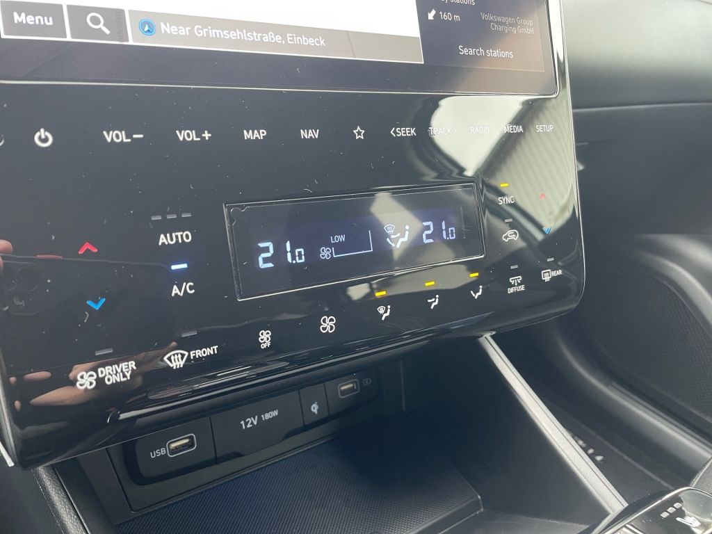 Fahrzeugabbildung Hyundai TUCSON 1.6 T-GDi PHEV 4WD Trend*Krell*el.Heck*WR