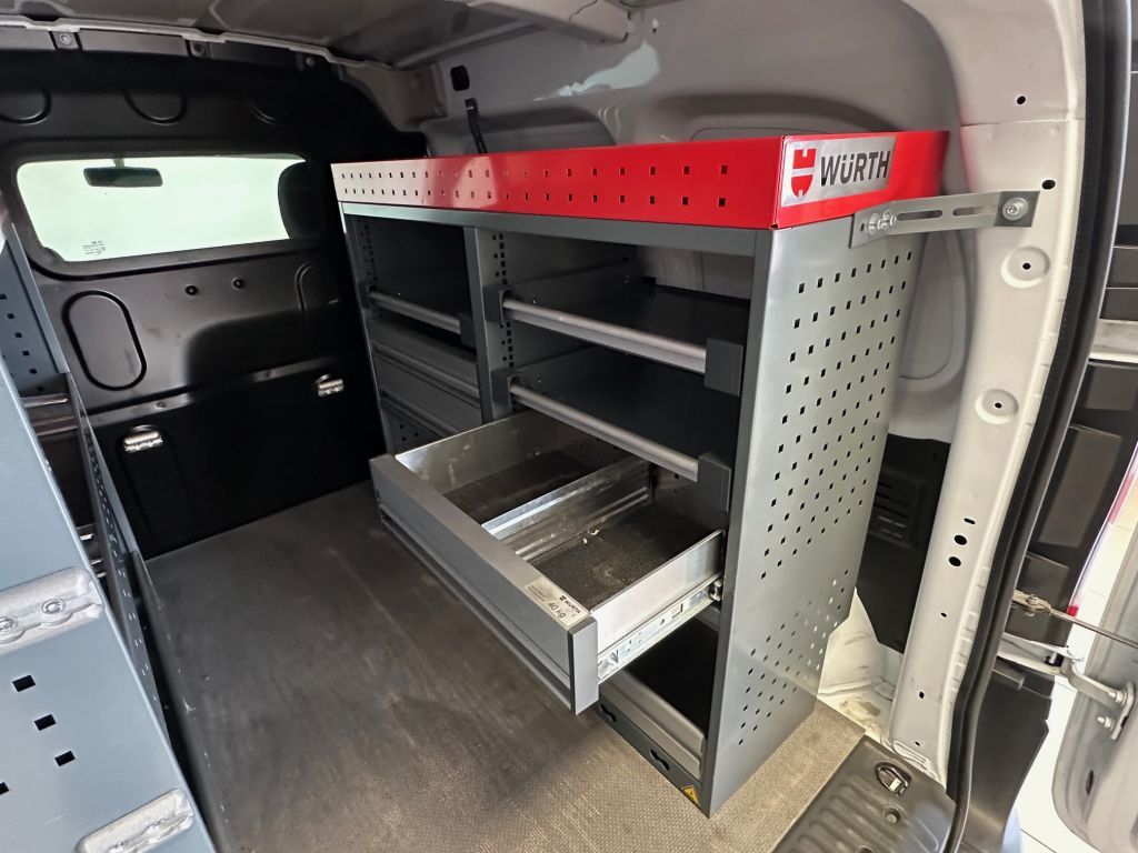 Fahrzeugabbildung Renault Kangoo Rapid dCi 95 Werkstatteinrichtung Winterr