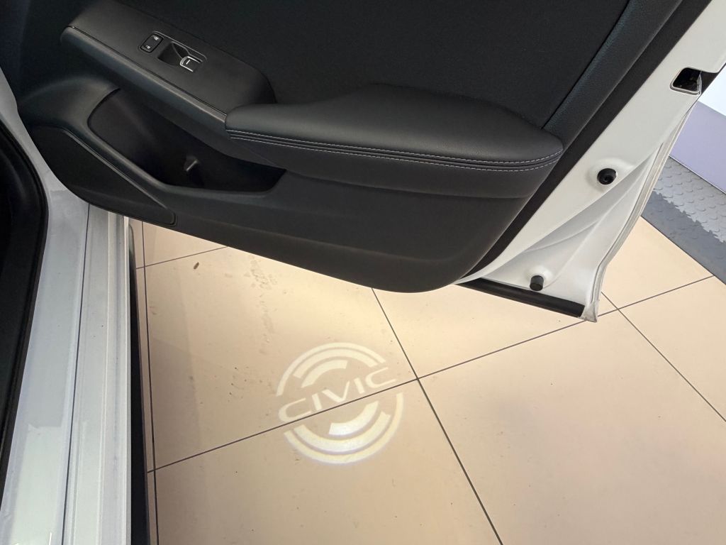 Fahrzeugabbildung Honda Civic e:HEV 2,0 Hybrid Sport