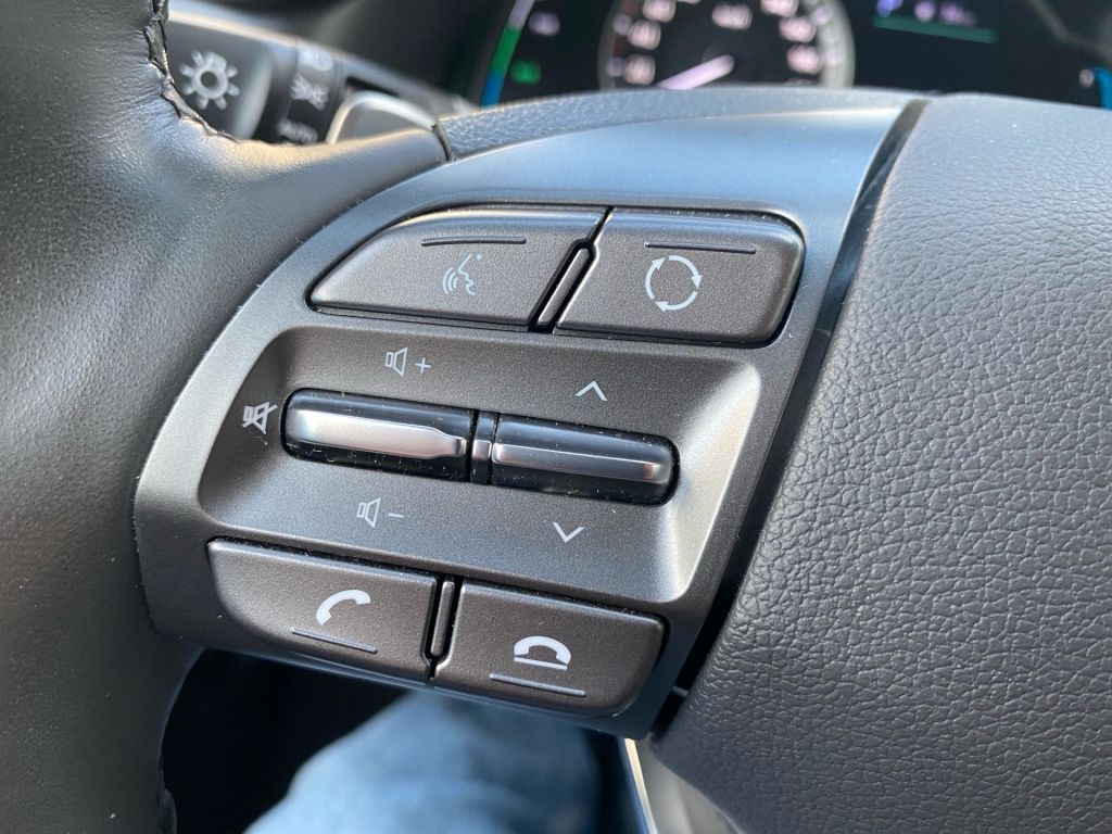 Fahrzeugabbildung Hyundai IONIQ Plug-in-Hybrid 1.6 GDI Trend