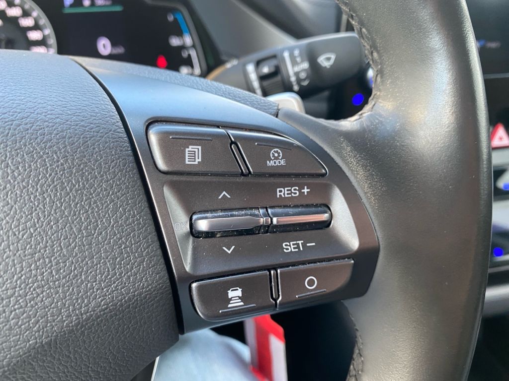 Fahrzeugabbildung Hyundai IONIQ Plug-in-Hybrid 1.6 GDI Trend