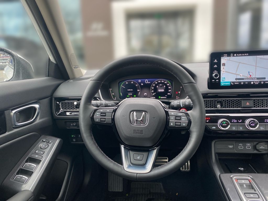 Fahrzeugabbildung Honda Civic e:HEV 2.0 i-MMD Hybrid Advance *Pano*Totw*