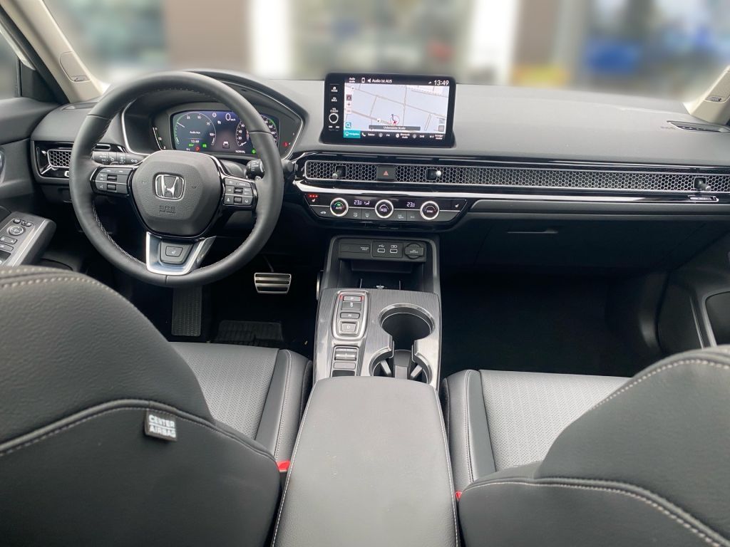 Fahrzeugabbildung Honda Civic e:HEV 2.0 i-MMD Hybrid Advance *Pano*Totw*