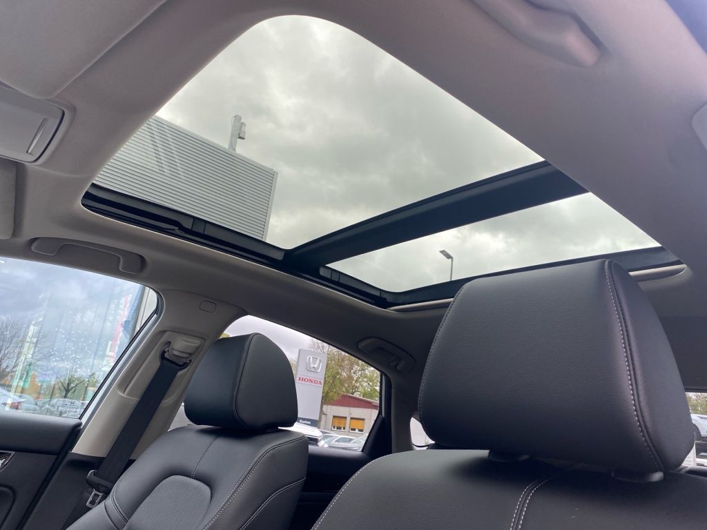 Fahrzeugabbildung Honda Civic e:HEV 2.0 i-MMD Hybrid Advance *Pano*Totw*