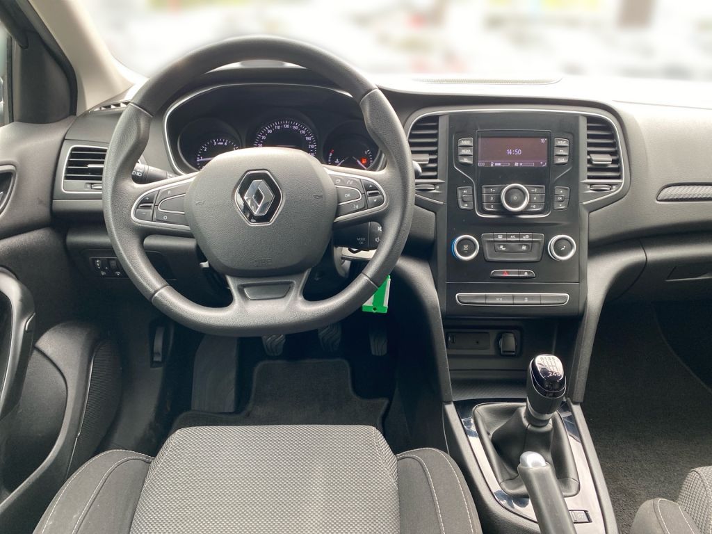 Fahrzeugabbildung Renault Megane Grandtour ENERGY TCe 100 LIFE Winterräder