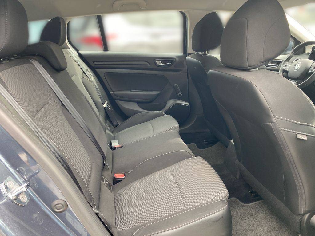 Fahrzeugabbildung Renault Megane Grandtour ENERGY TCe 100 LIFE Winterräder