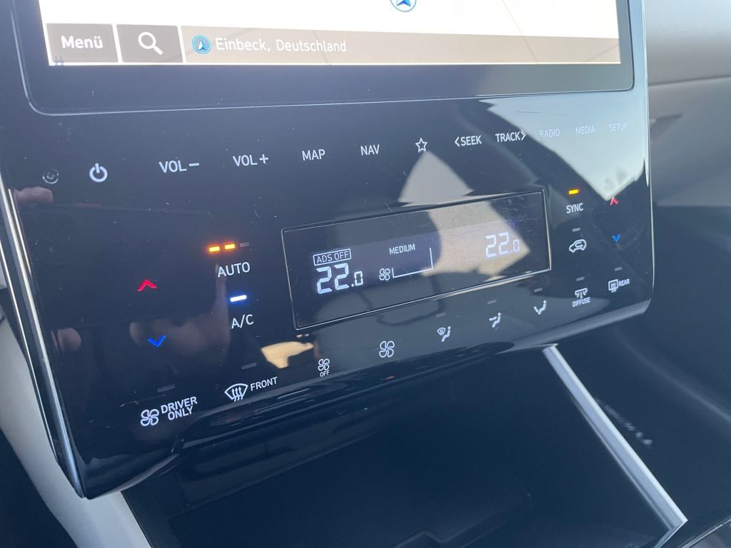 Fahrzeugabbildung Hyundai TUCSON 1.6 T-GDi PHEV 4WD Prime*Pano*ASS+*