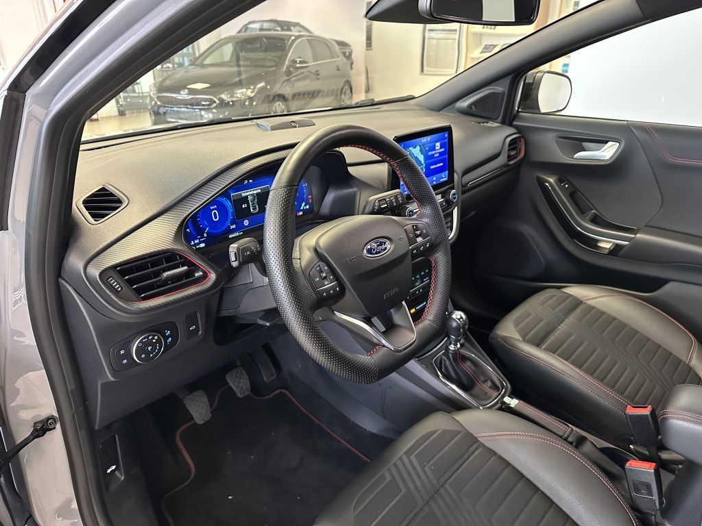 Fahrzeugabbildung Ford Puma 1.0 EcoBoost Hybrid ST-LINE X