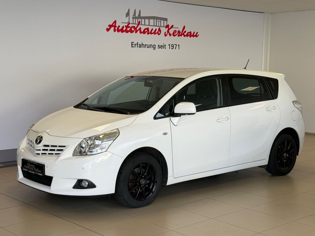 Toyota Verso 1.8 Travel + Garantie + AHK + Winterräder
