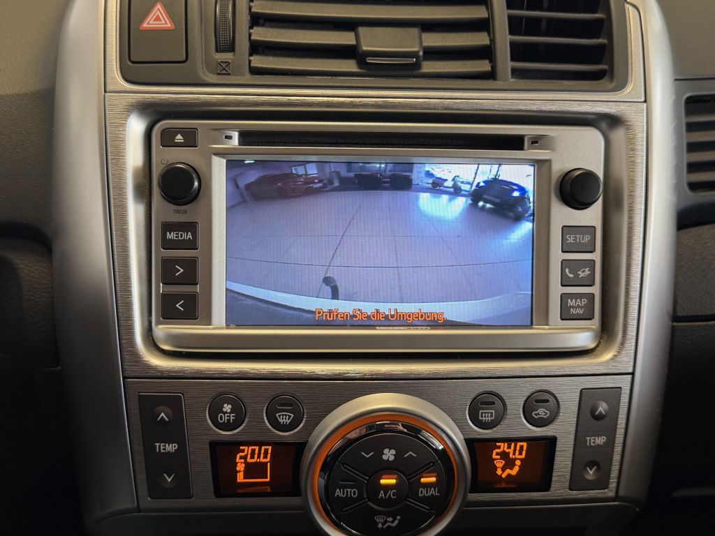 Fahrzeugabbildung Toyota Verso 1.8 Travel + Garantie + AHK + Winterräder