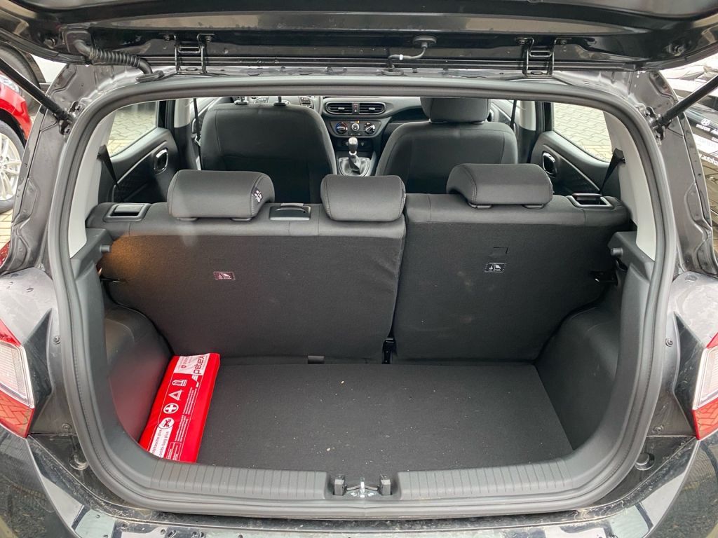 Fahrzeugabbildung Hyundai i10 1.2 Trend * Carplay * SHZ * LHZ * R.Kamera *