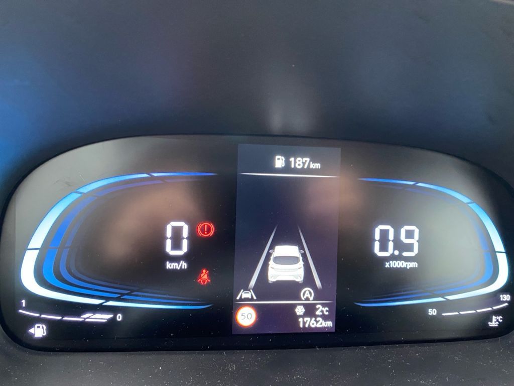 Fahrzeugabbildung Hyundai i10 1.2 Trend * Carplay * SHZ * LHZ * R.Kamera *