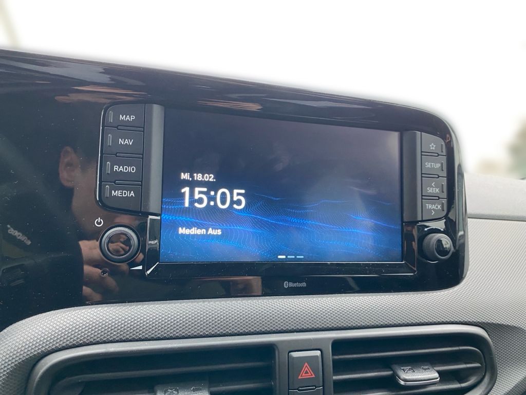 Fahrzeugabbildung Hyundai i10 1.2 Trend * Carplay * SHZ * LHZ * R.Kamera *