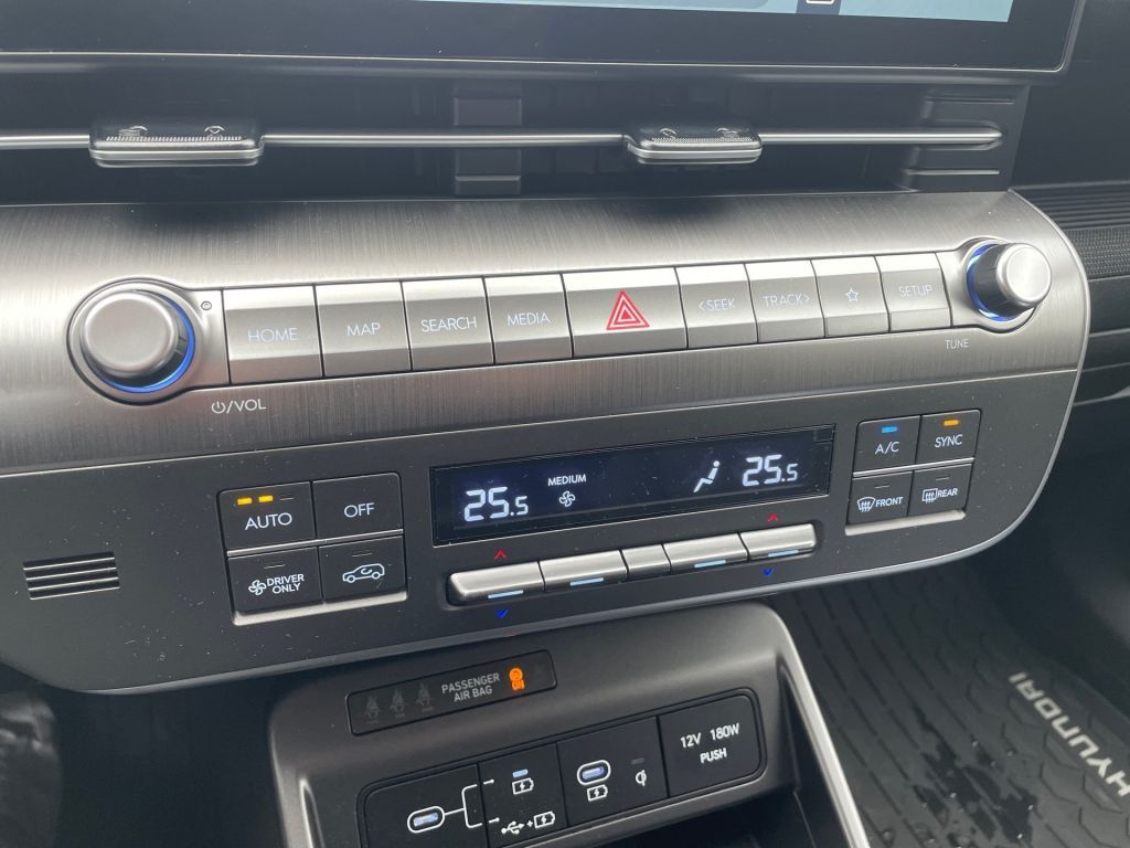 Fahrzeugabbildung Hyundai KONA 1.6 GDI DCT Hybrid Prime + Leder Sitz-Paket