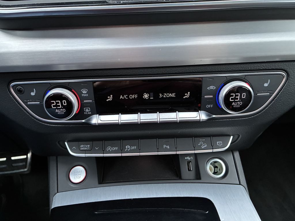 Fahrzeugabbildung Audi SQ5 TDI Sportback quattro tiptronic Matrix+B&O