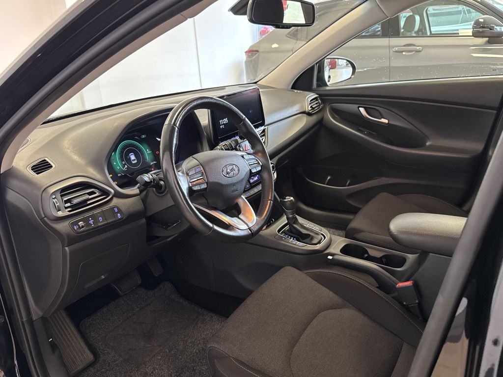 Fahrzeugabbildung Hyundai i30 Kombi 1.5 T-GDI 48V DCT EDITION 30+ *LED*