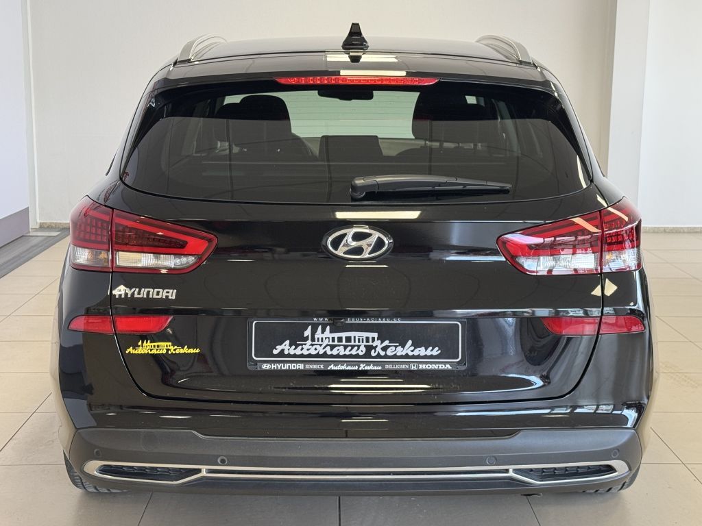 Fahrzeugabbildung Hyundai i30 Kombi 1.5 T-GDI 48V DCT EDITION 30+ *LED*