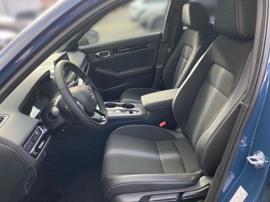 Fahrzeugabbildung Honda Civic e:HEV 2.0 i-MMD Hybrid Sport (FE)