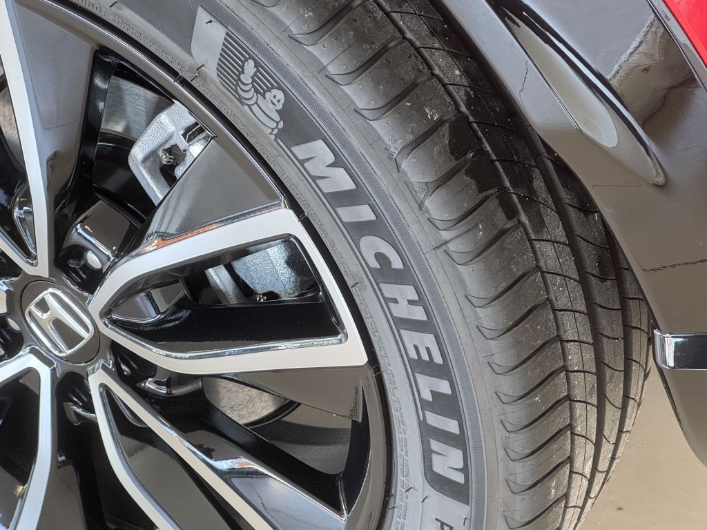 Fahrzeugabbildung Honda HR-V e:HEV 1.5 i-MMD Hybrid Advance *Carplay*