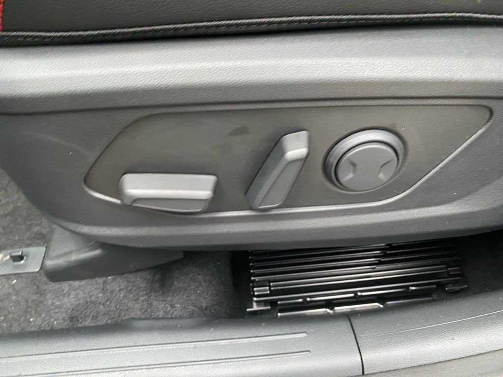 Fahrzeugabbildung Hyundai TUCSON 1.6 T-GDi 4WD DCT N Line X + Assistenzp.