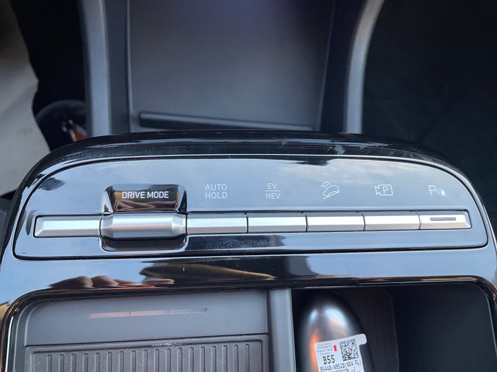 Fahrzeugabbildung Hyundai TUCSON 1.6 T-GDi Plug-in-Hybrid 2WD Trend Matrix