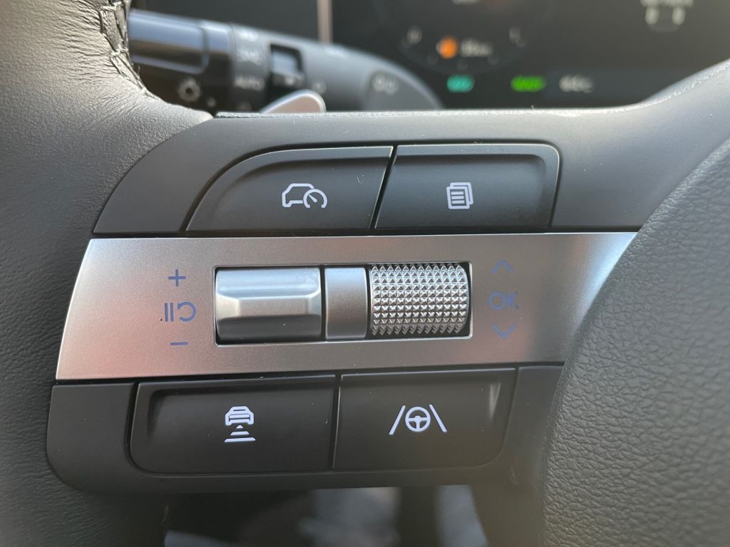 Fahrzeugabbildung Hyundai TUCSON 1.6 T-GDi Plug-in-Hybrid 2WD Trend Matrix