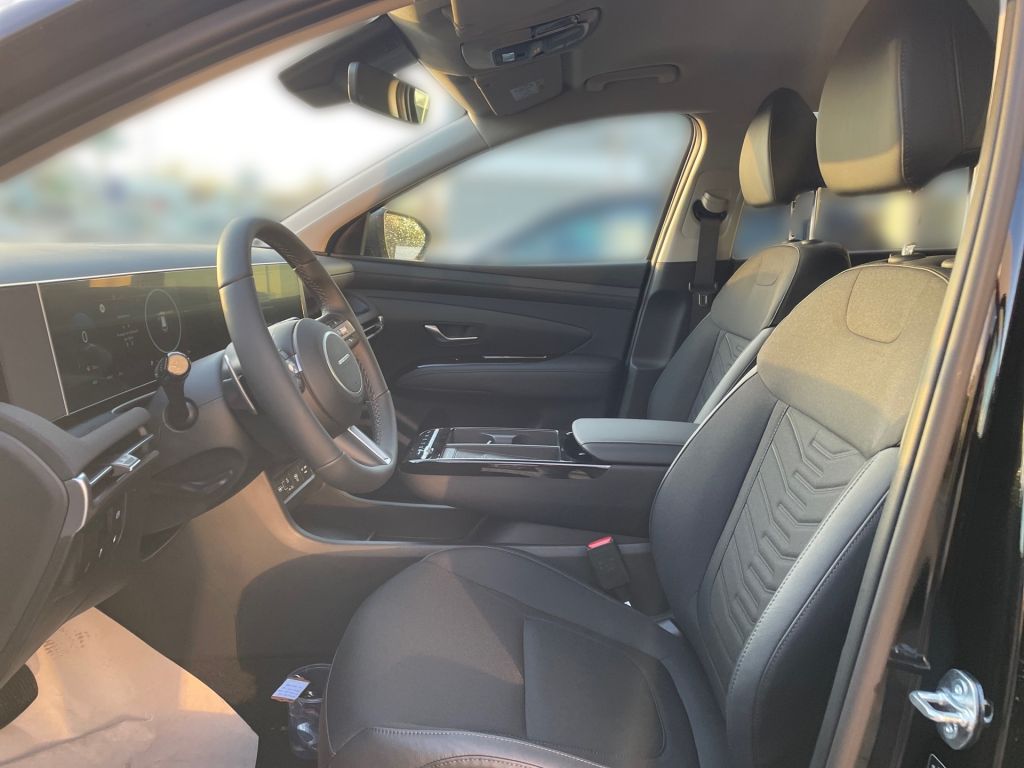 Fahrzeugabbildung Hyundai TUCSON 1.6 T-GDi Plug-in-Hybrid 2WD Trend Matrix