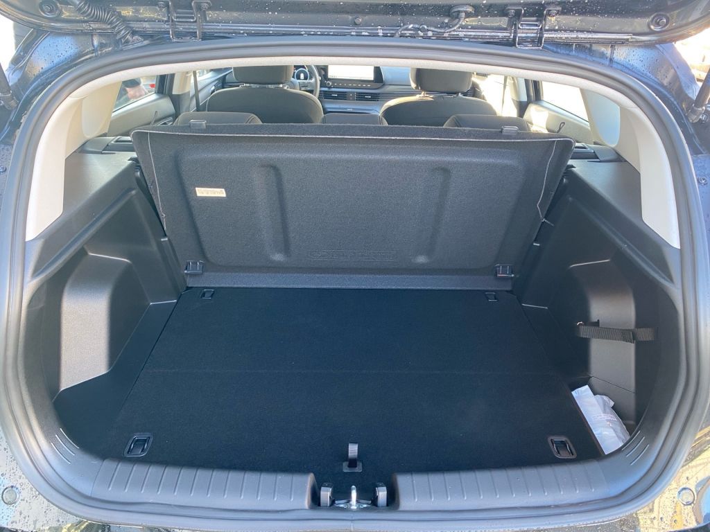 Fahrzeugabbildung Hyundai BAYON 1.0 T-GDI Trend + Komfort-Paket