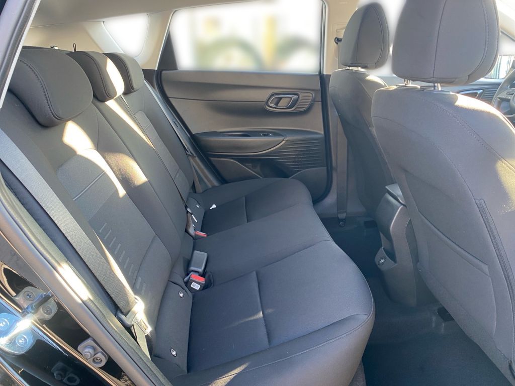 Fahrzeugabbildung Hyundai BAYON 1.0 T-GDI Trend + Komfort-Paket