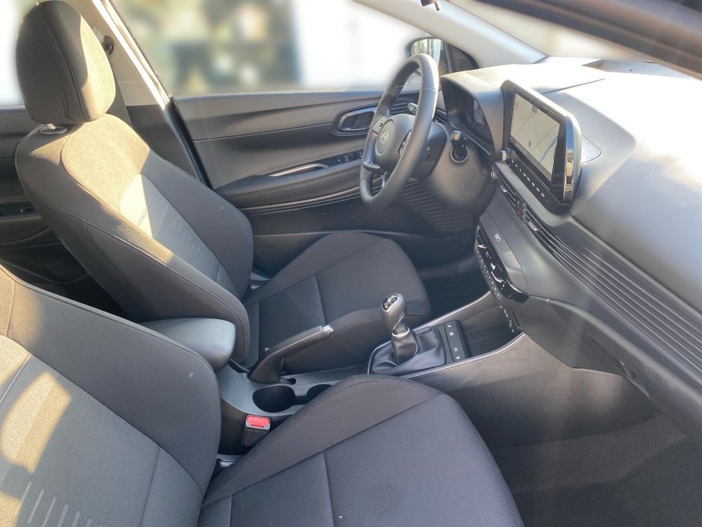 Fahrzeugabbildung Hyundai BAYON 1.0 T-GDI Trend + Komfort-Paket