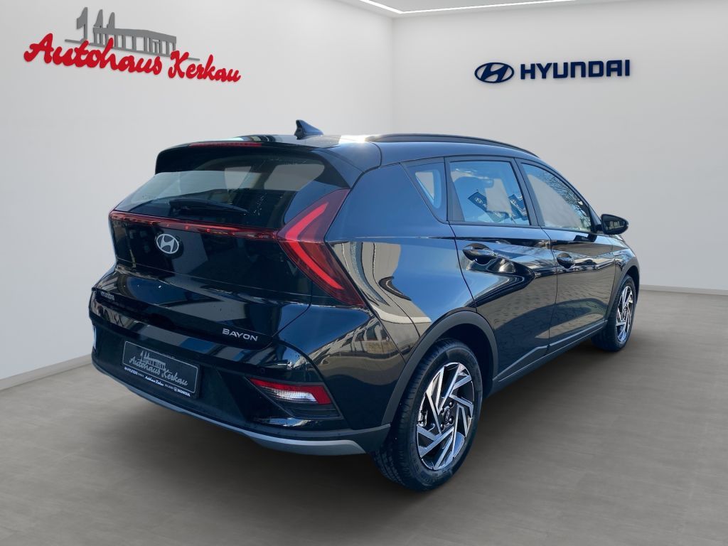 Fahrzeugabbildung Hyundai BAYON 1.0 T-GDI Trend + Komfort-Paket